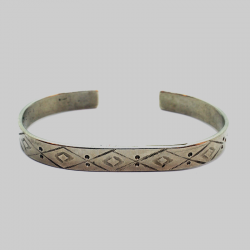 “Navajo” (Indian Antique) Bracelet with Hand-made Carvings