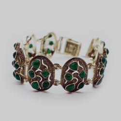 “Bright Future” Bracelet with Green Natural Stones